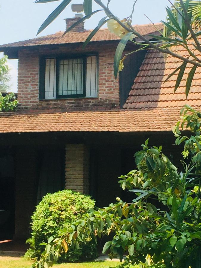 בית הארחה La Union 	Casa De Huespedes El Trebol De Ezeiza מראה חיצוני תמונה