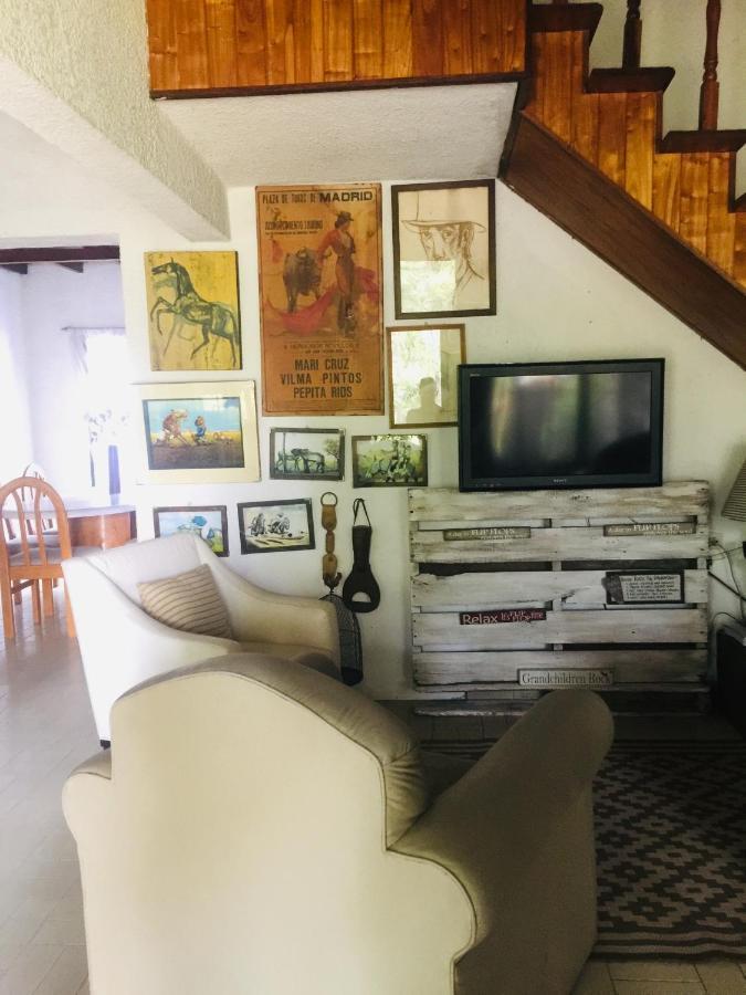 בית הארחה La Union 	Casa De Huespedes El Trebol De Ezeiza מראה חיצוני תמונה